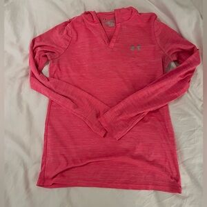 Women’s Under Armour Lightweight pullover size Small
